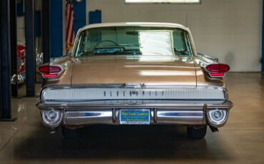 Oldsmobile-Dynamic-88-1959-2-Door-Hardtop-14