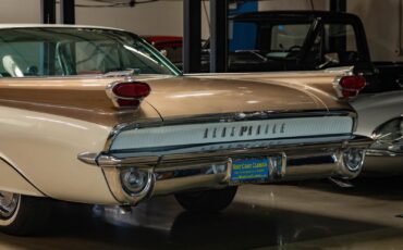 Oldsmobile-Dynamic-88-1959-2-Door-Hardtop-17