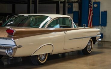 Oldsmobile-Dynamic-88-1959-2-Door-Hardtop-20