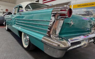 Oldsmobile-Eighty-Eight-1958-21