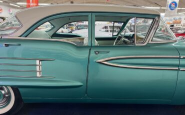 Oldsmobile-Eighty-Eight-1958-25