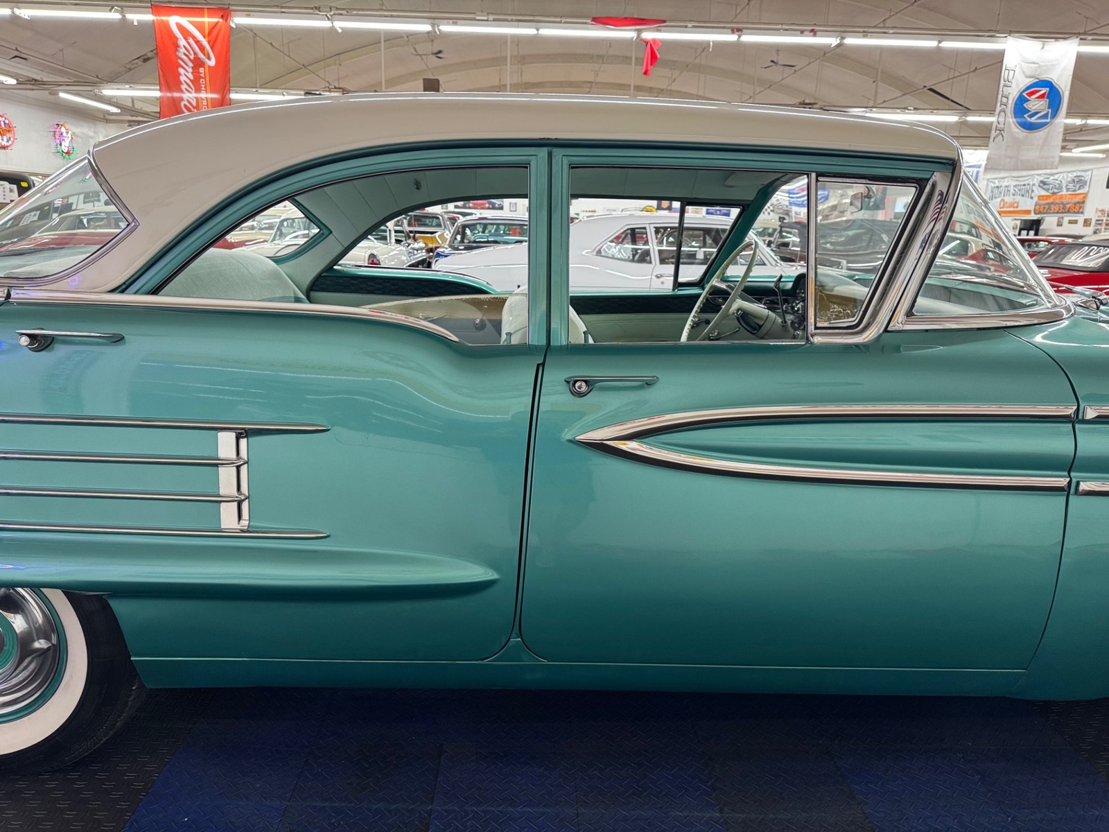 Oldsmobile-Eighty-Eight-1958-25