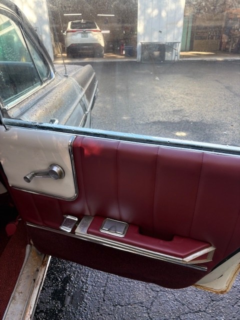 Oldsmobile-Eighty-Eight-1962-Wagon-23