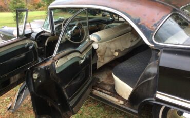 Oldsmobile-Ninety-Eight-1957-Sedan-10