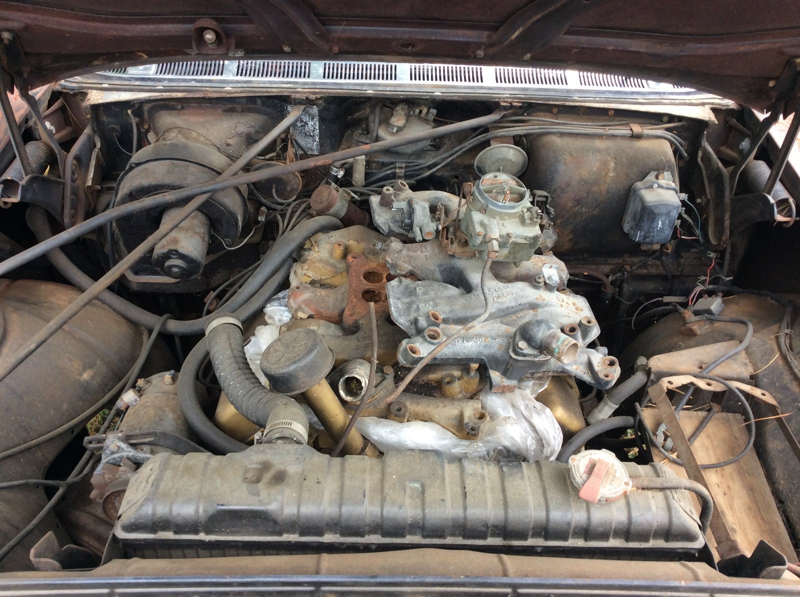 Oldsmobile-Ninety-Eight-1957-Sedan-18