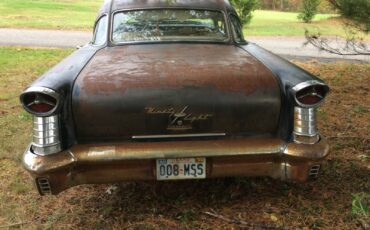 Oldsmobile-Ninety-Eight-1957-Sedan-4