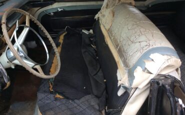 Oldsmobile-Ninety-Eight-1957-Sedan-8