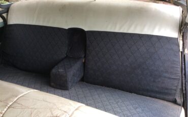 Oldsmobile-Ninety-Eight-1957-Sedan-9