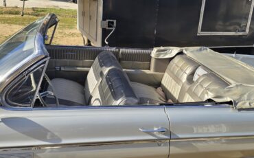 Oldsmobile-Ninety-Eight-1962-Convertible-12