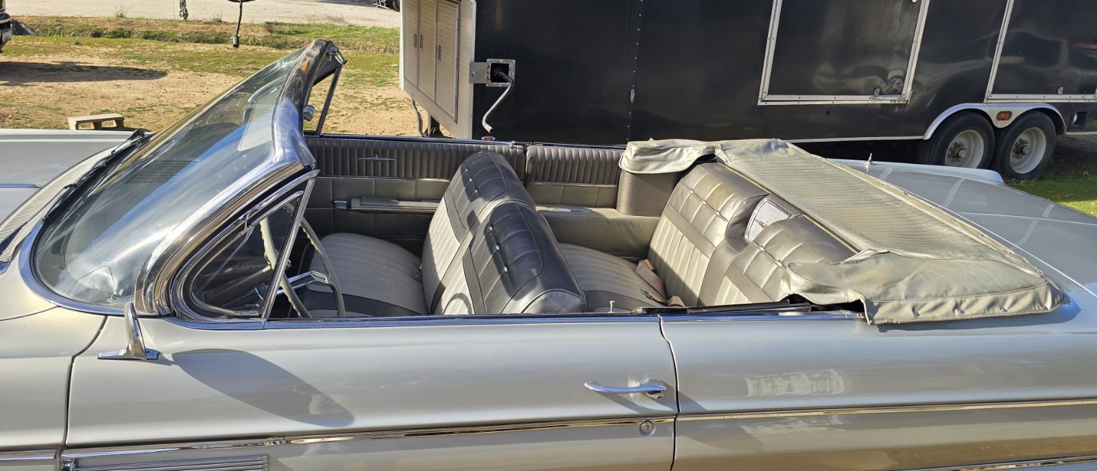 Oldsmobile-Ninety-Eight-1962-Convertible-12