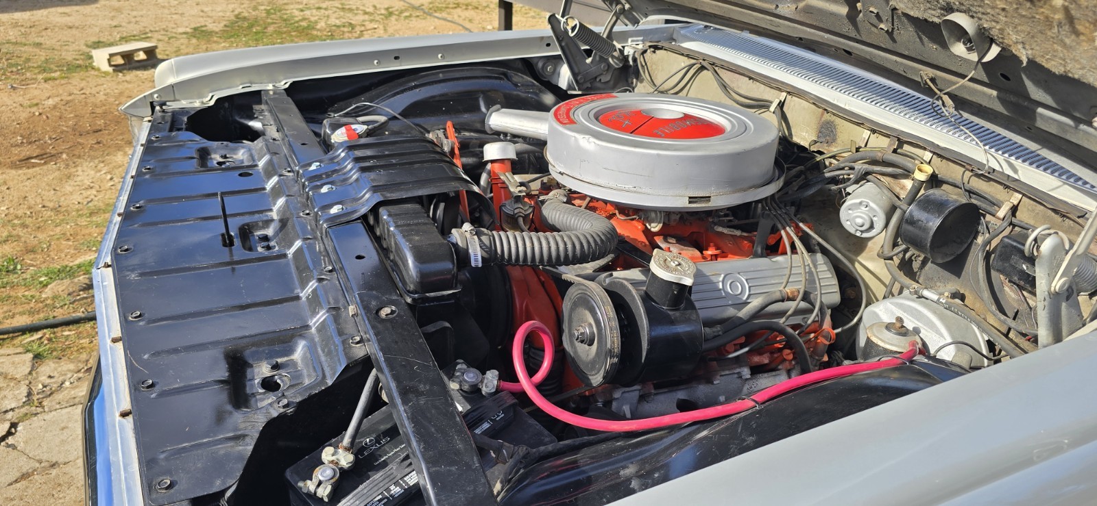 Oldsmobile-Ninety-Eight-1962-Convertible-18