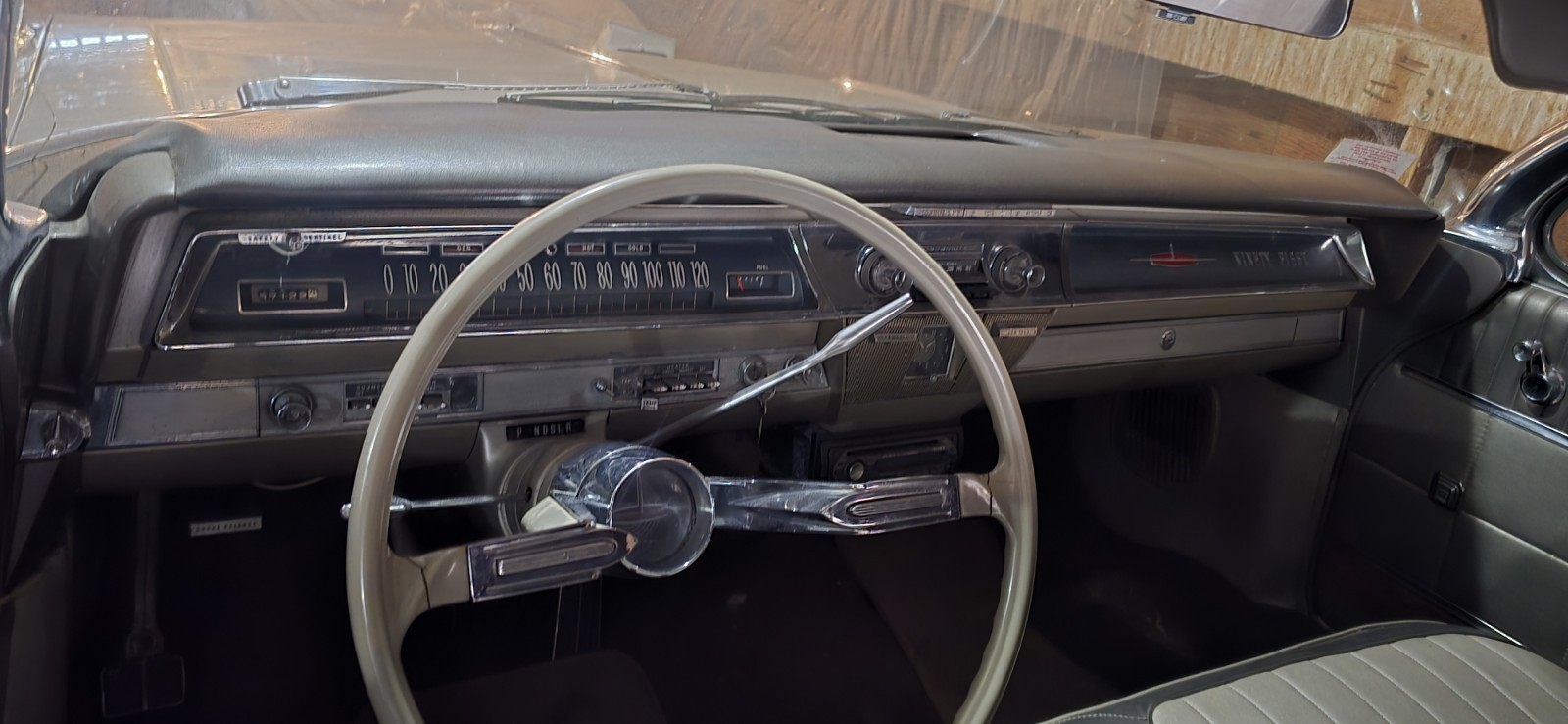 Oldsmobile-Ninety-Eight-1962-Convertible-2