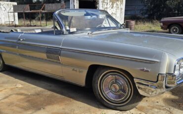 Oldsmobile-Ninety-Eight-1962-Convertible-22
