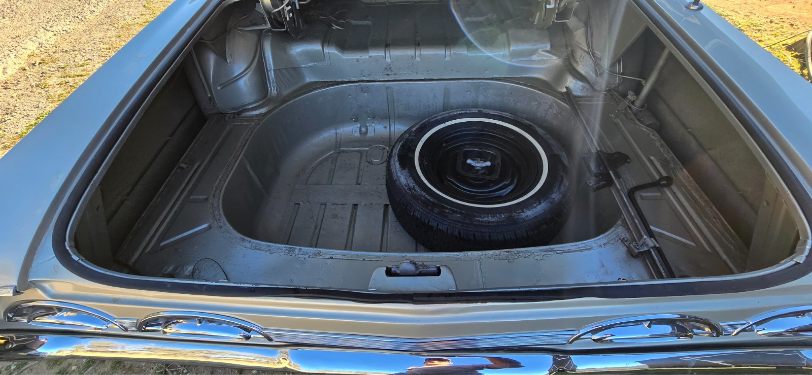 Oldsmobile-Ninety-Eight-1962-Convertible-27