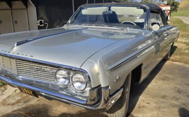 Oldsmobile-Ninety-Eight-1962-Convertible