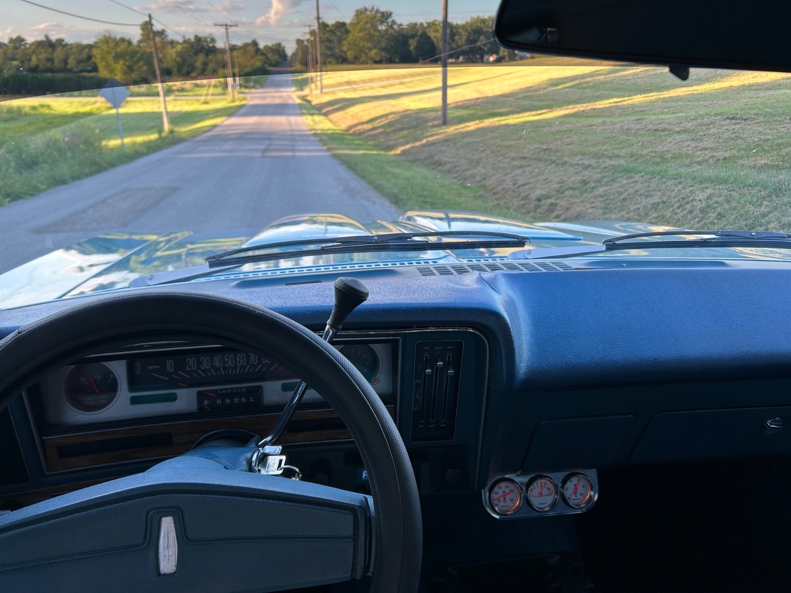 Oldsmobile-Omega-1975-Coupe-16