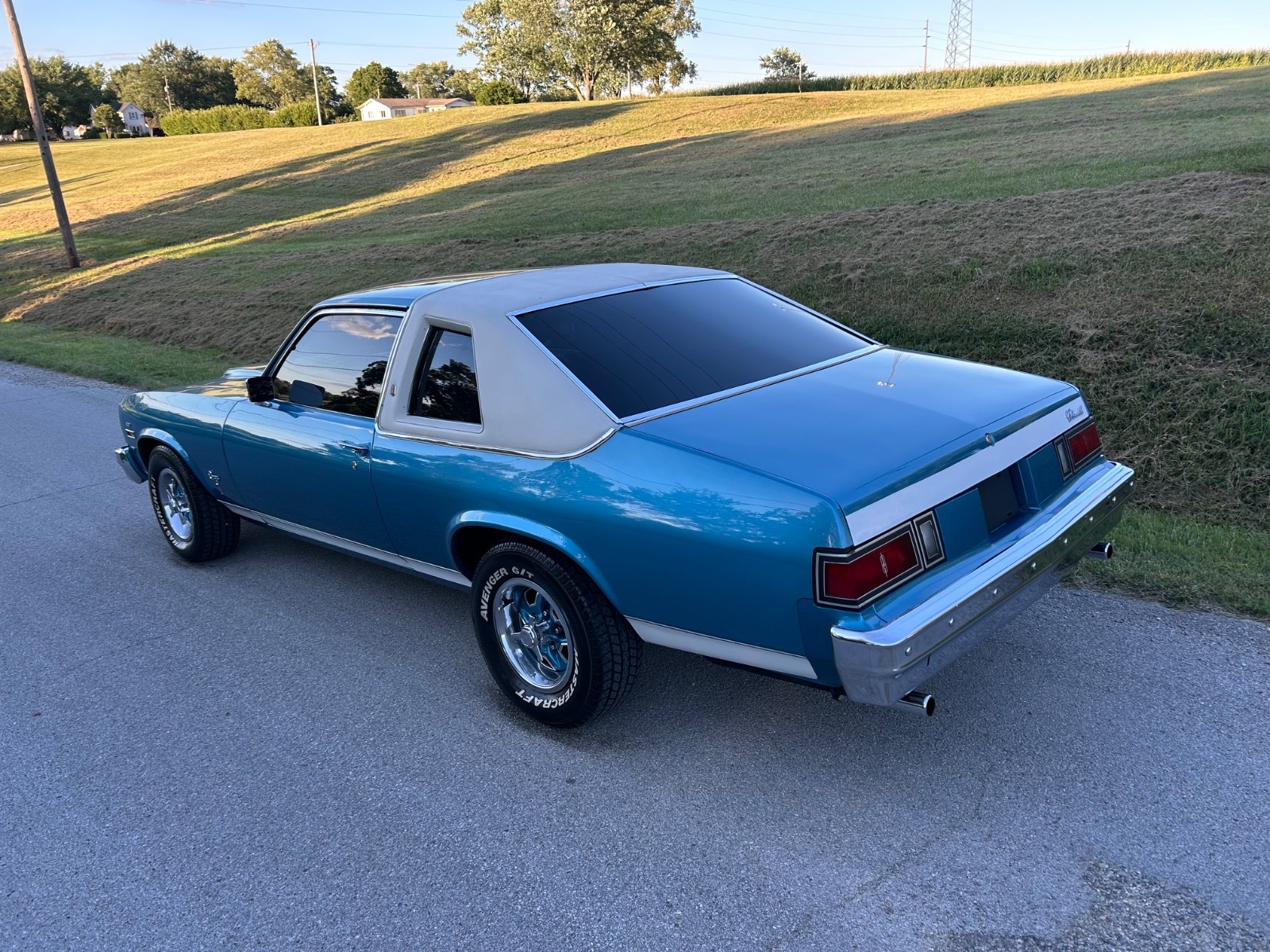 Oldsmobile-Omega-1975-Coupe-23