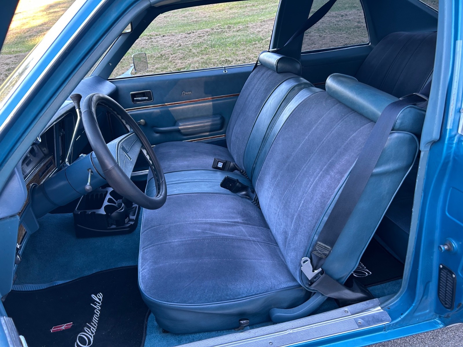 Oldsmobile-Omega-1975-Coupe-35