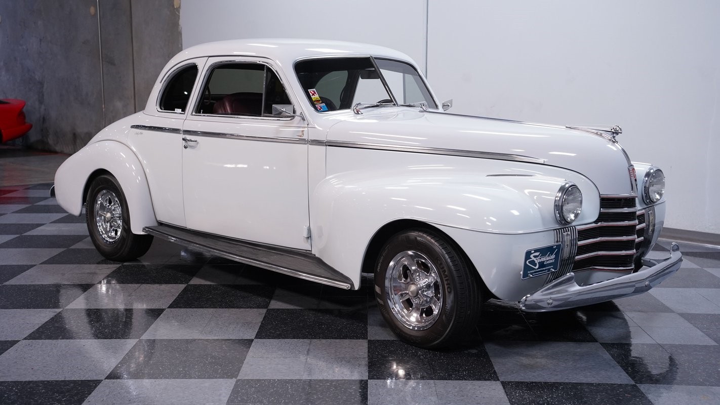 Oldsmobile-Series-70-1940-Coupe-12