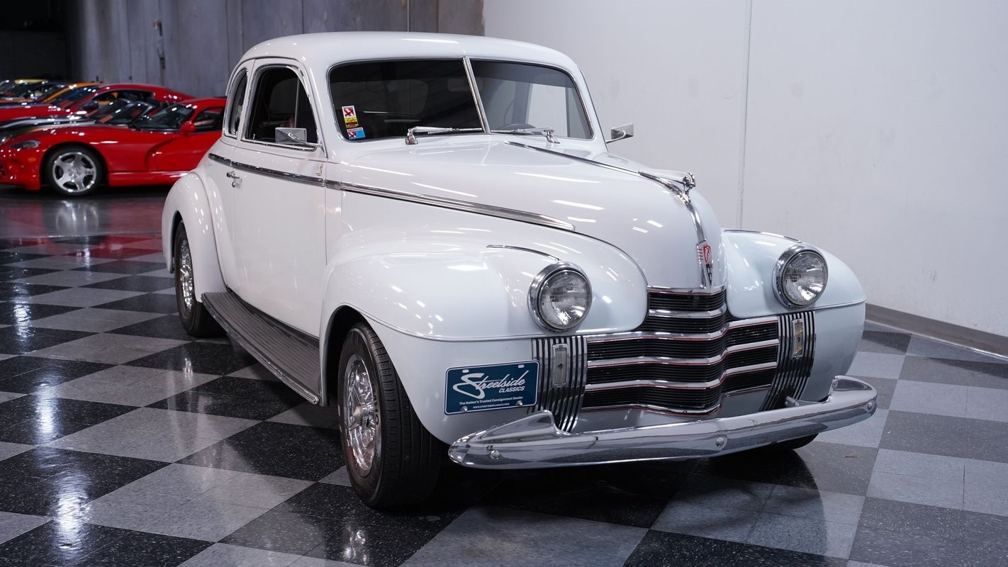 Oldsmobile-Series-70-1940-Coupe-13
