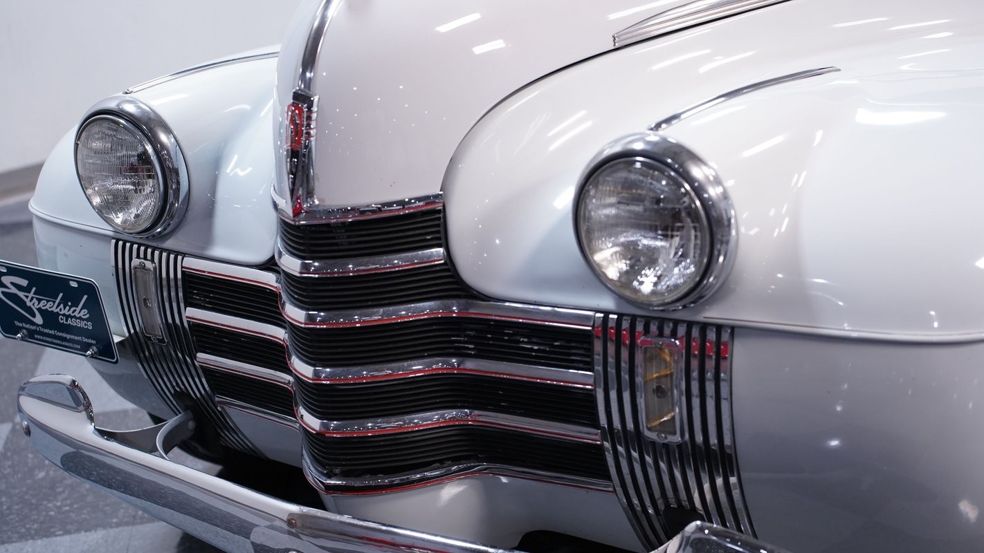 Oldsmobile-Series-70-1940-Coupe-16