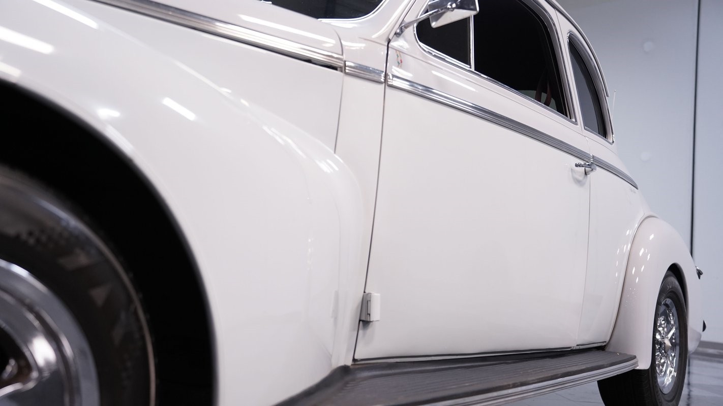 Oldsmobile-Series-70-1940-Coupe-17