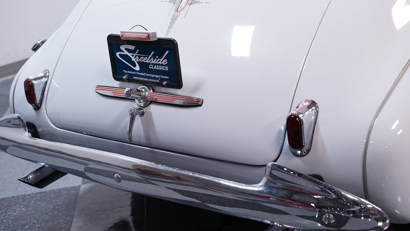 Oldsmobile-Series-70-1940-Coupe-20