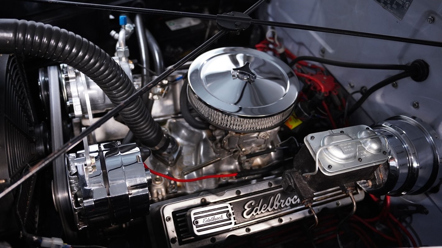 Oldsmobile-Series-70-1940-Coupe-25