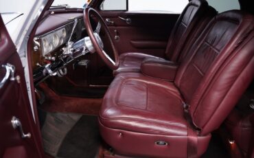 Oldsmobile-Series-70-1940-Coupe-28