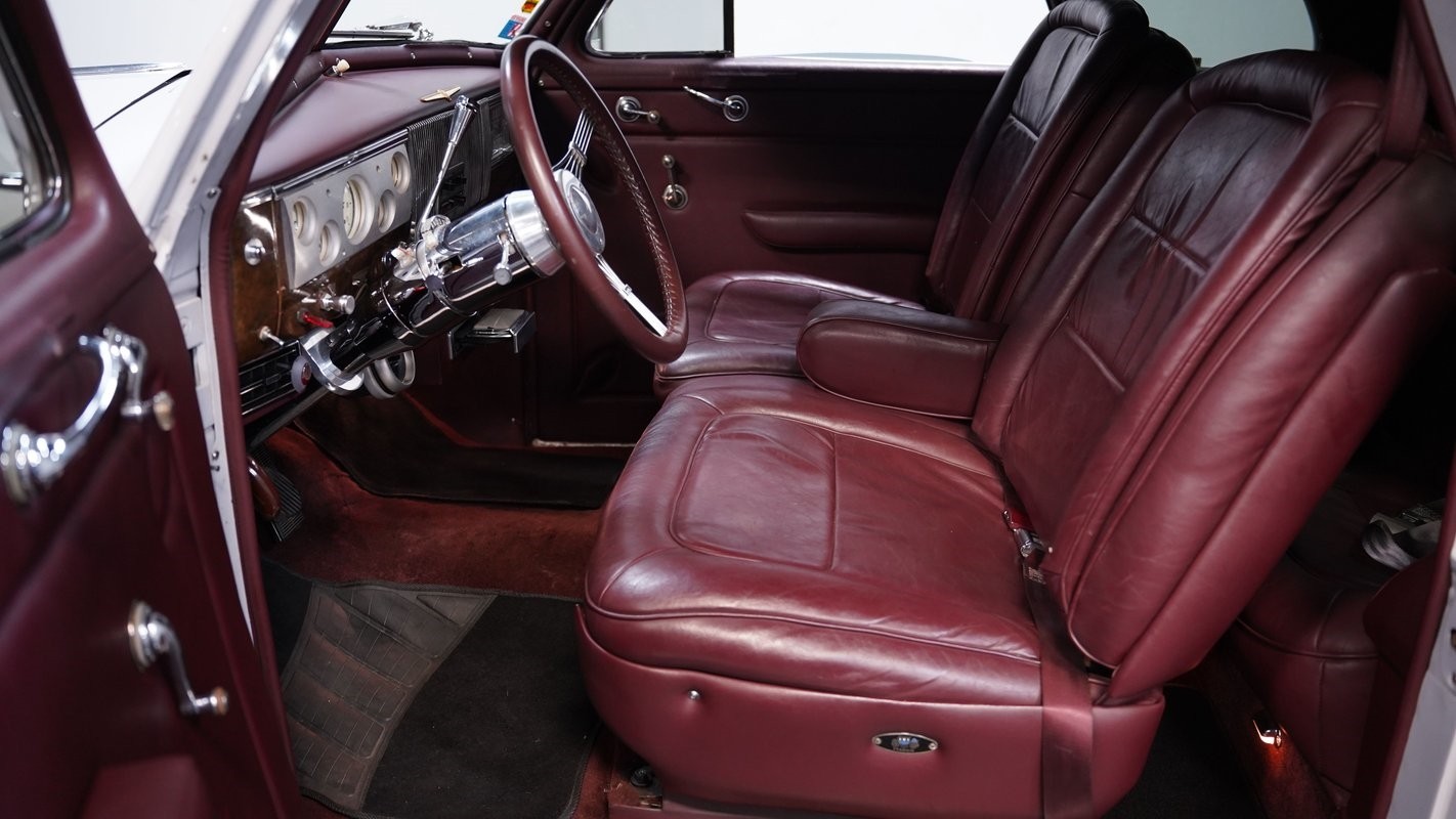 Oldsmobile-Series-70-1940-Coupe-28