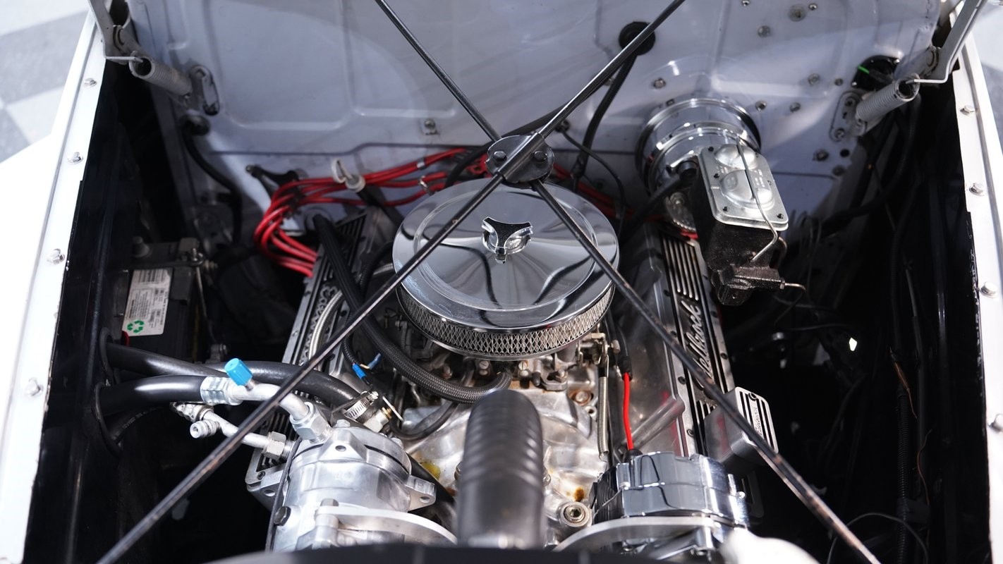 Oldsmobile-Series-70-1940-Coupe-3