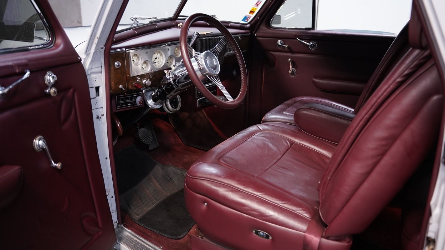 Oldsmobile-Series-70-1940-Coupe-4