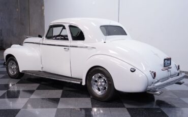 Oldsmobile-Series-70-1940-Coupe-6