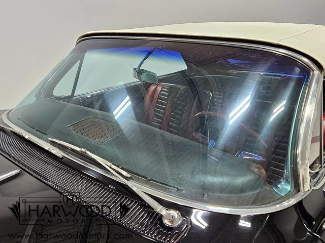 Oldsmobile-Starfire-1962-Convertible-30