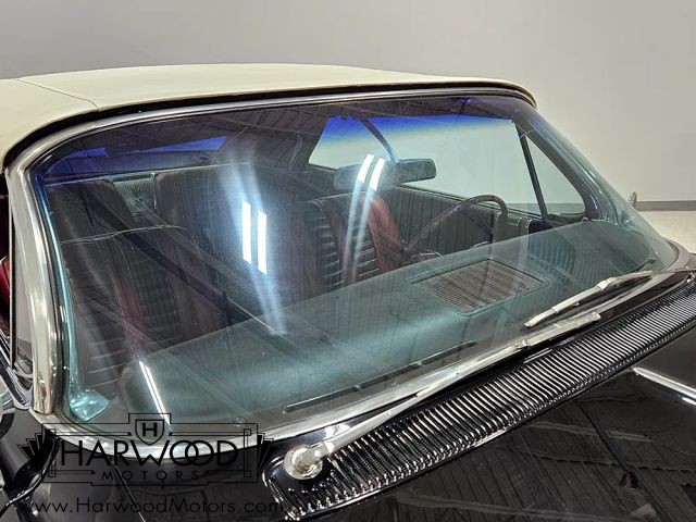 Oldsmobile-Starfire-1962-Convertible-31