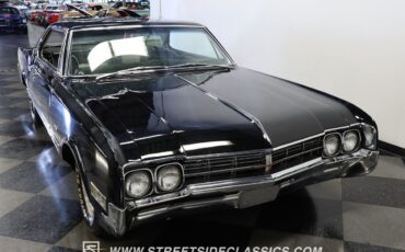 Oldsmobile-Starfire-1966-Coupe-14