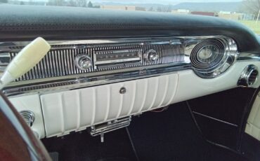 Oldsmobile-Supper-88-Holiday-1956-Coupe-11