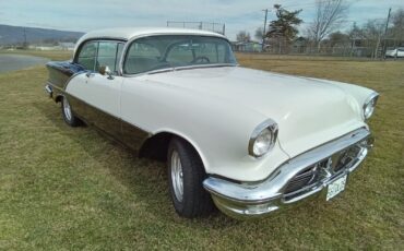 Oldsmobile-Supper-88-Holiday-1956-Coupe-30