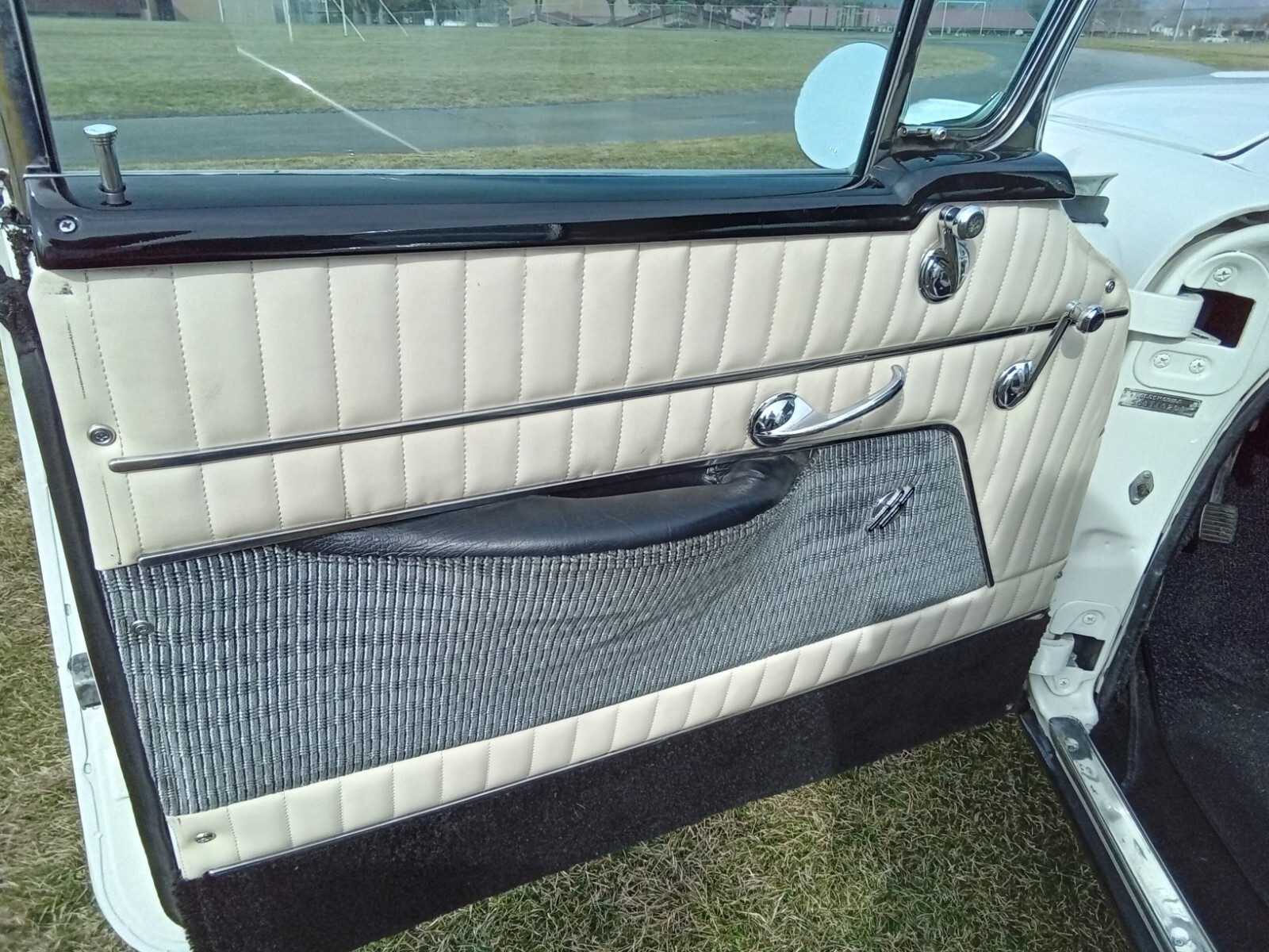 Oldsmobile-Supper-88-Holiday-1956-Coupe-7