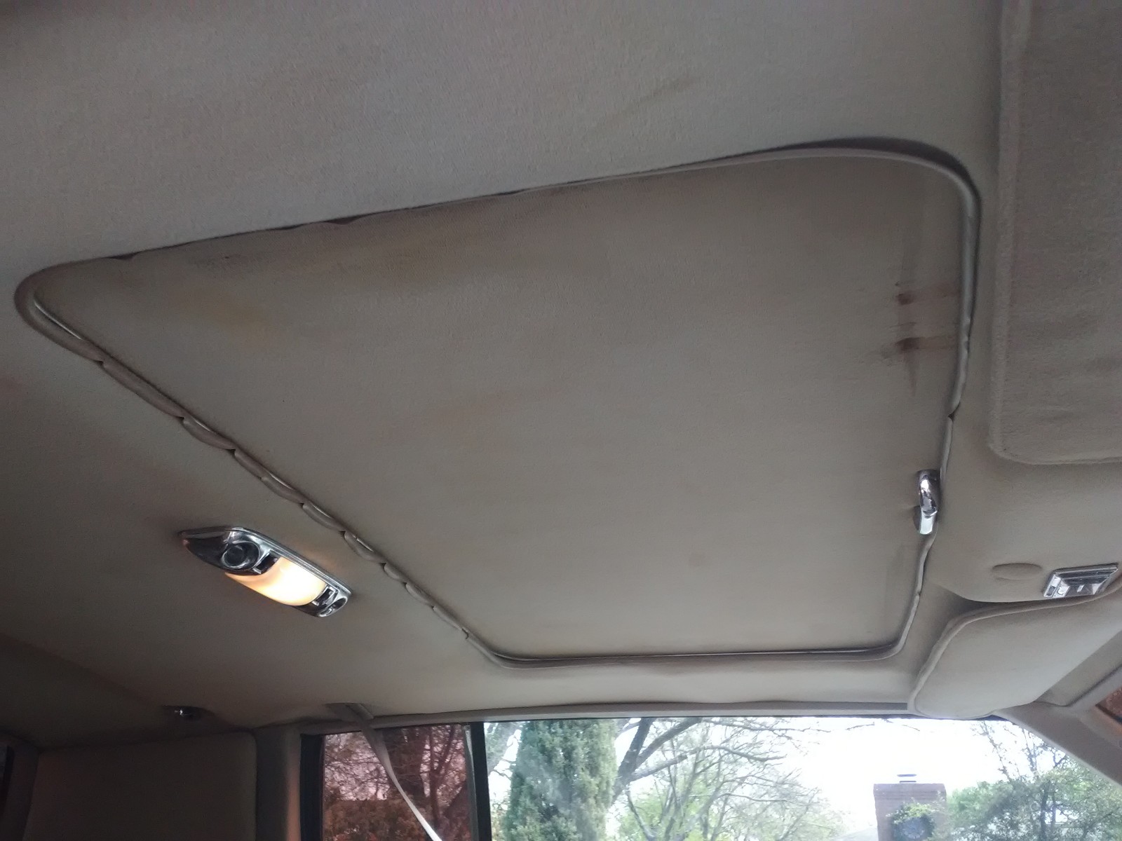 Oldsmobile-Toronado-1985-Coupe-5