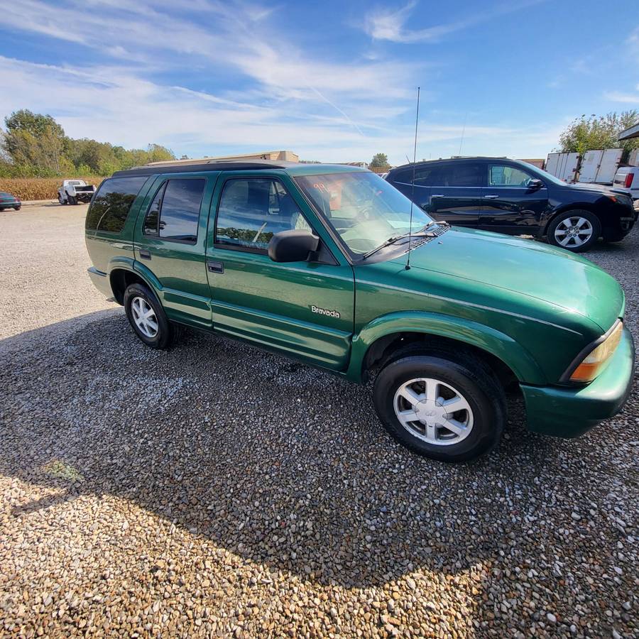 Oldsmobile-bravada-1990-green-2