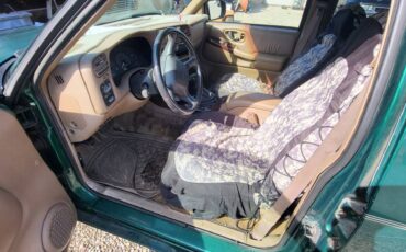 Oldsmobile-bravada-1990-green-4