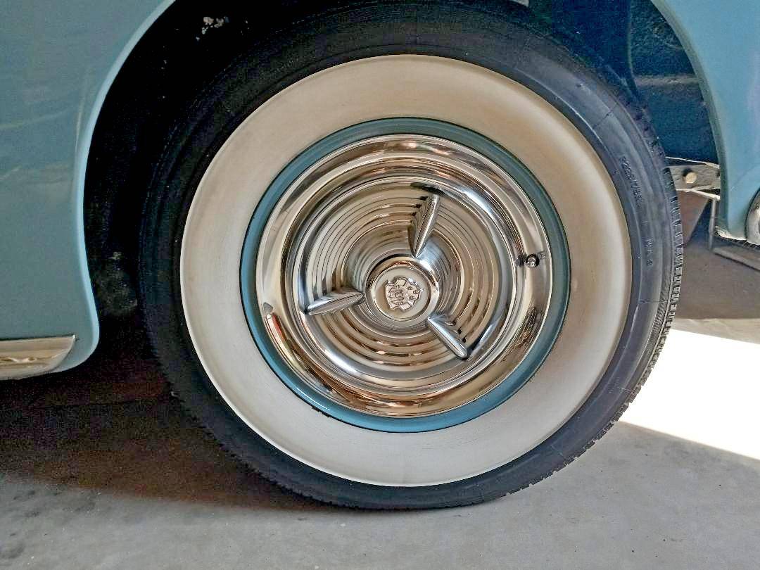 Oldsmobile-club-coupe-1950-22