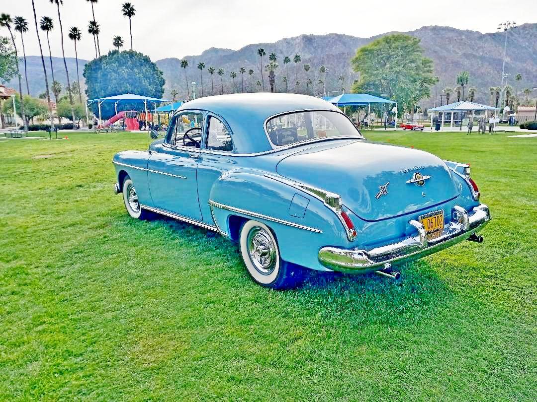 Oldsmobile-club-coupe-1950-8