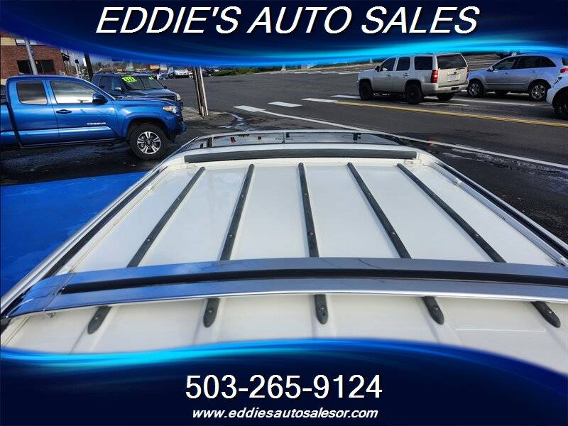 Oldsmobile-custom-cruiser-1992-white-102