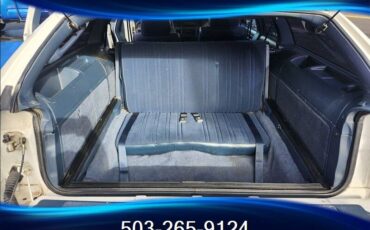 Oldsmobile-custom-cruiser-1992-white-103