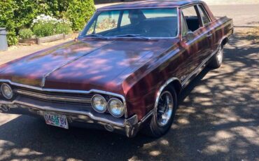 Oldsmobile-cutlass-1965-red