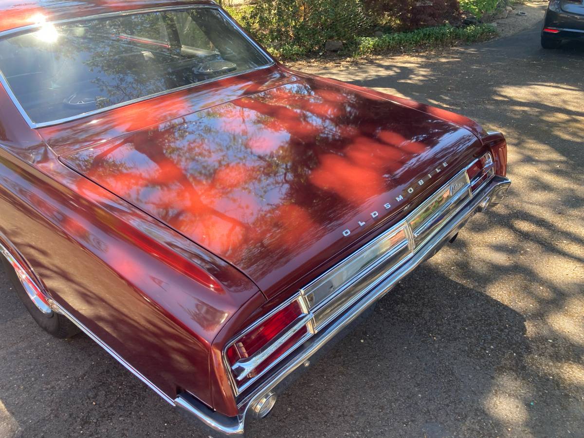 Oldsmobile-cutlass-1965-red-9