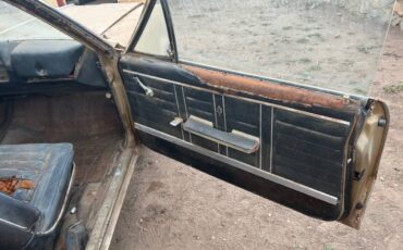 Oldsmobile-cutlass-1966-10