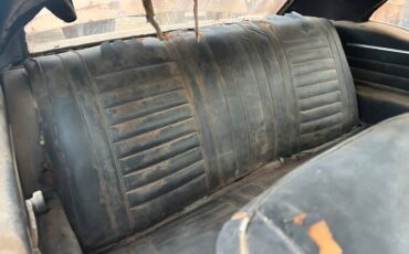 Oldsmobile-cutlass-1966-9